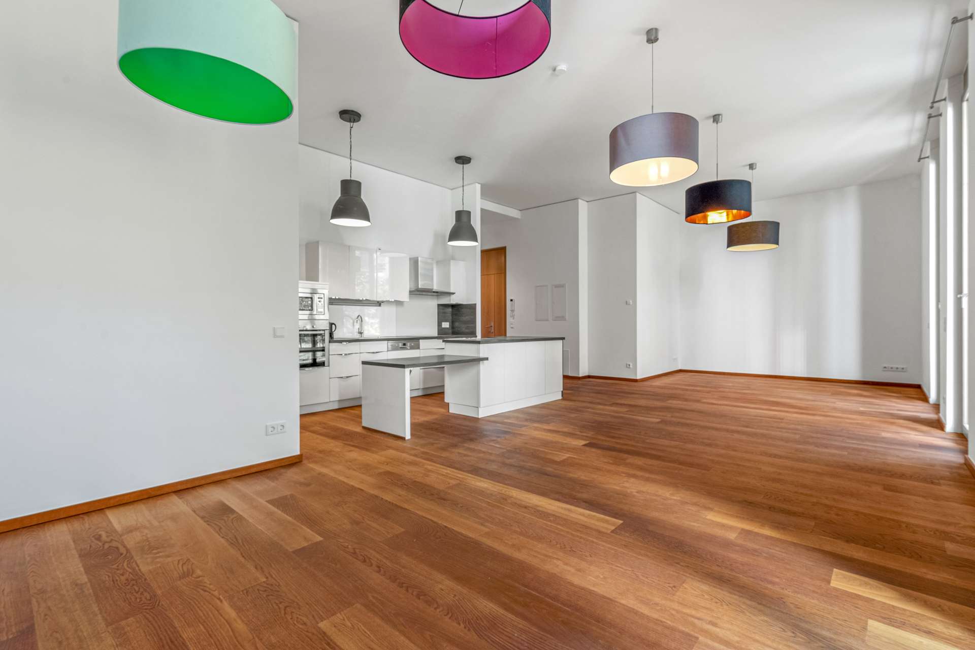 Beste Lage am Rosenthaler Platz – Berlin
