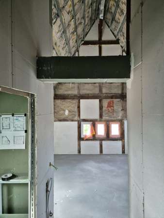 Fertiggestellte Wohnungen in Dahlem - Erstbezug, Altbau mit Aufzug