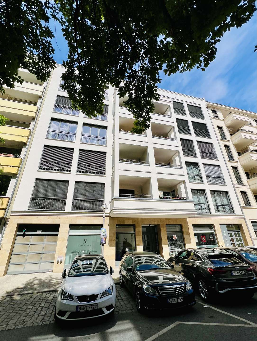 Neubau Ladenfläche vermietet mit 4,5 % Rendite – Berlin