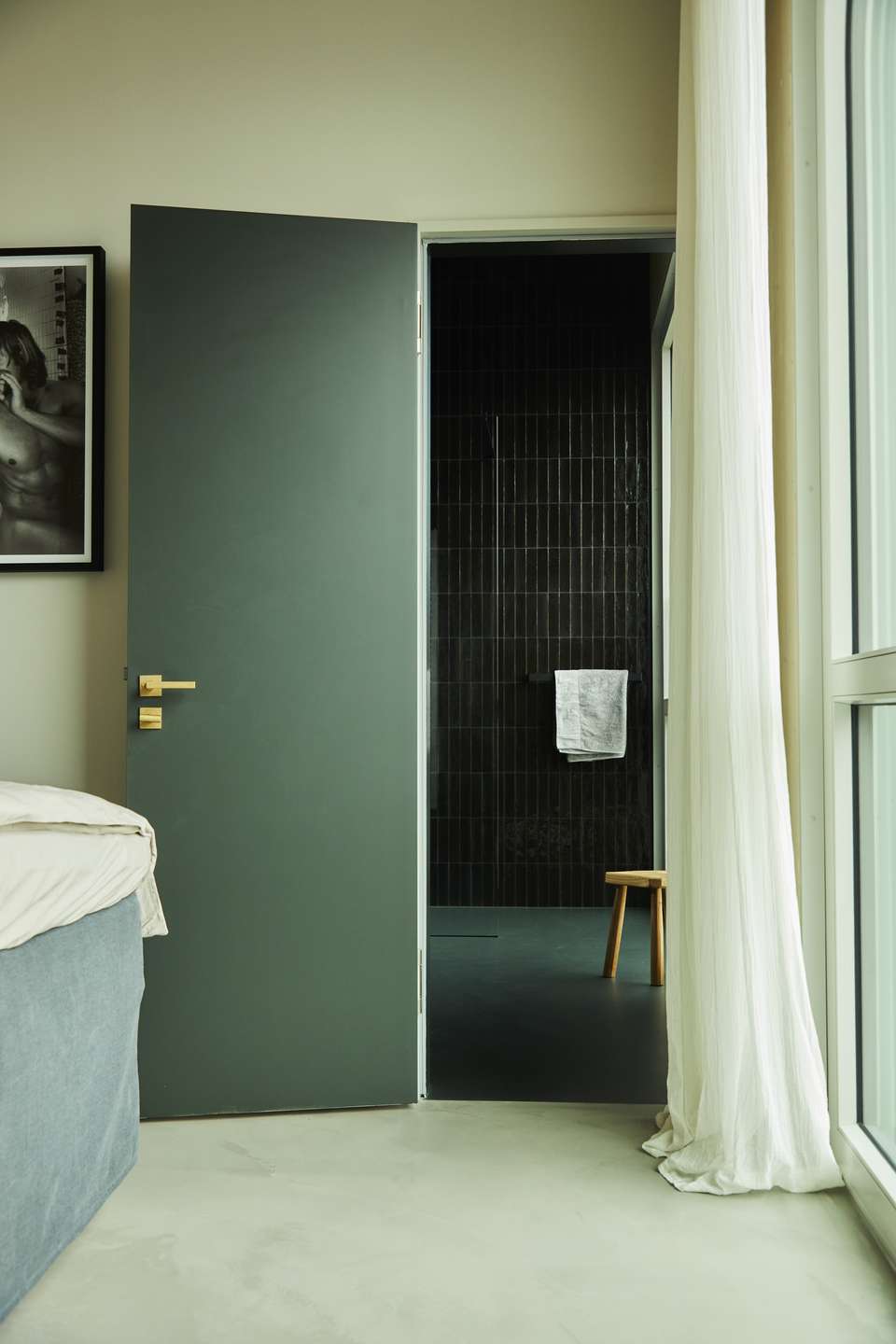 Exklusives Penthouse in Metropolen-Herz: Eleganz & Design auf 110qm, Dachterrasse, Retro-Design – Berlin