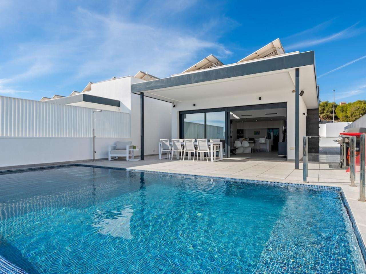 Villa mit 4 Schlafzimmern und 4 Badezimmern in San Miguel de Salinas| Ref: MA-18000-rev – San miguel de salinas