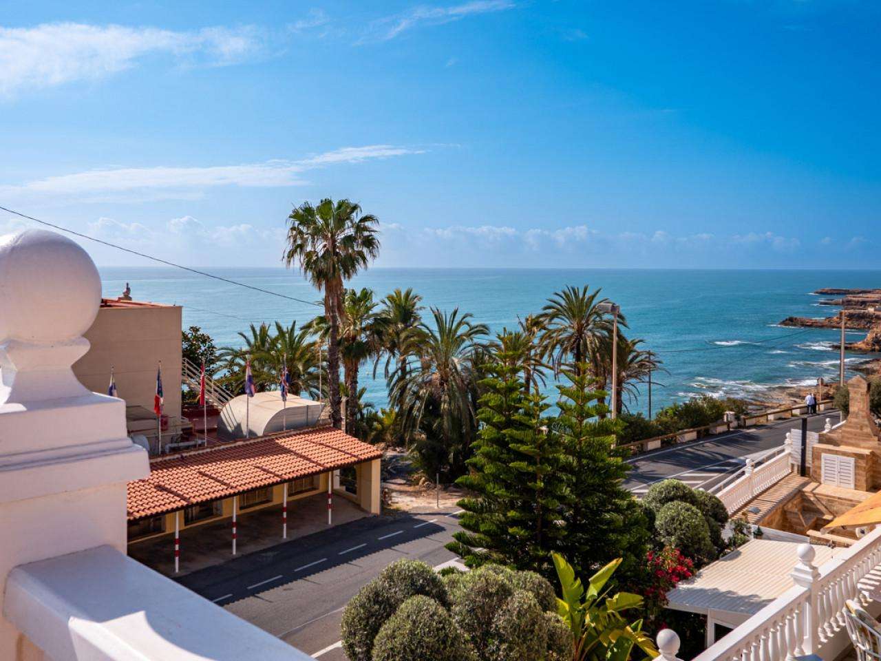 Villa mit 5 Schlafzimmern und 4 Badezimmern in Torrevieja| Ref: MA-17928-rev – Torrevieja