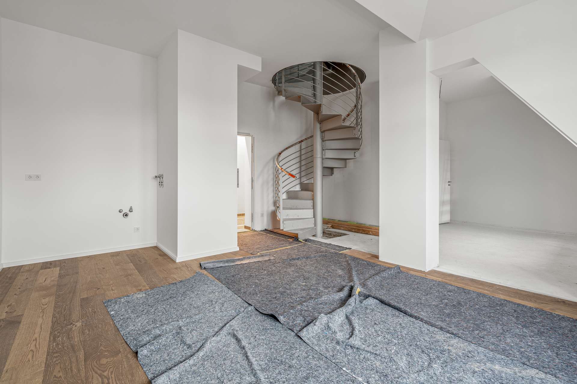 Fertiggestellte Wohnungen in Dahlem - Erstbezug, Altbau mit Aufzug – Berlin