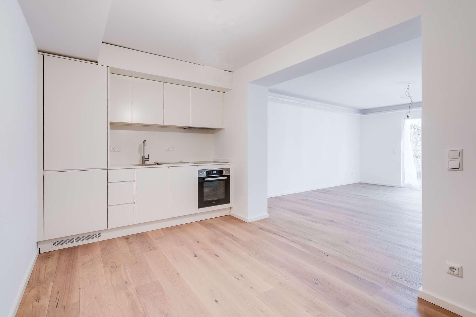Gehobene 2-Zimmer Wohnung in ruhiger Lage mit Terrasse – Berlin