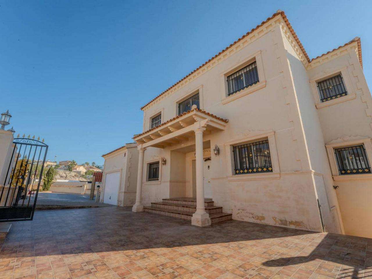 Villa mit 9 Schlafzimmern und 5 Badezimmern in San Fulgencio| Ref: MA-18028-rev – San fulgencio