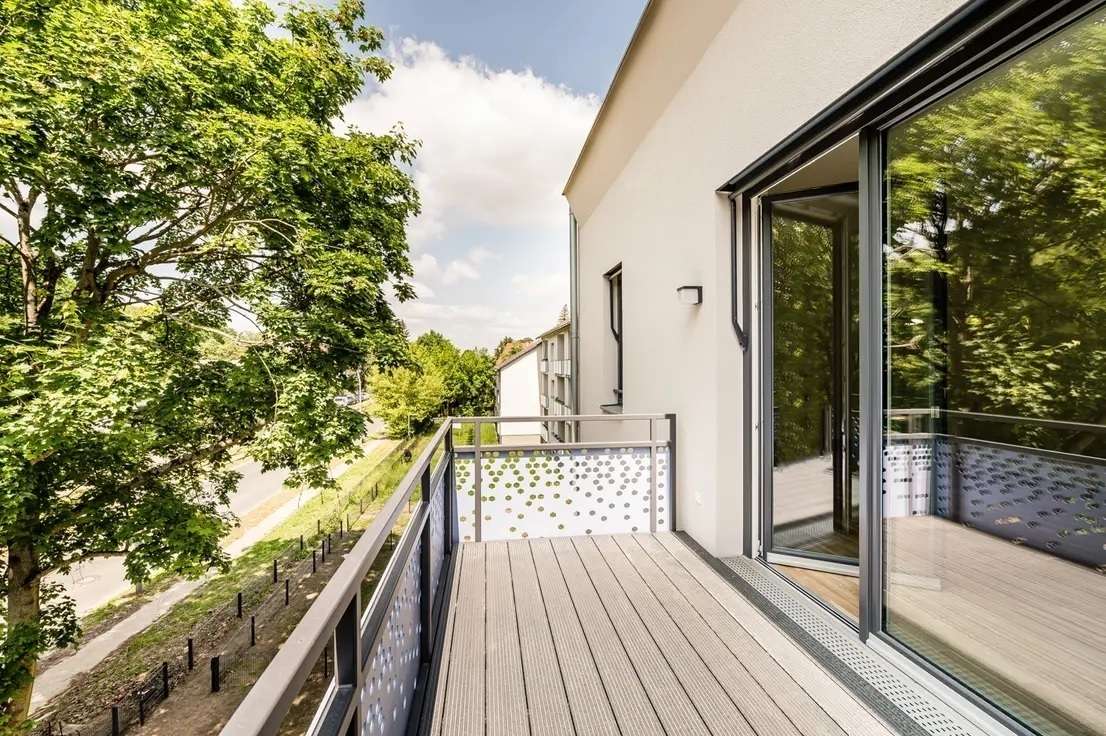 PROVISIONSFREI: Neubauwohnung mit separat ausgebautem Hobbyraum (74,20 m²) im DG (3 Zimmer + DG) SNR – Berlin