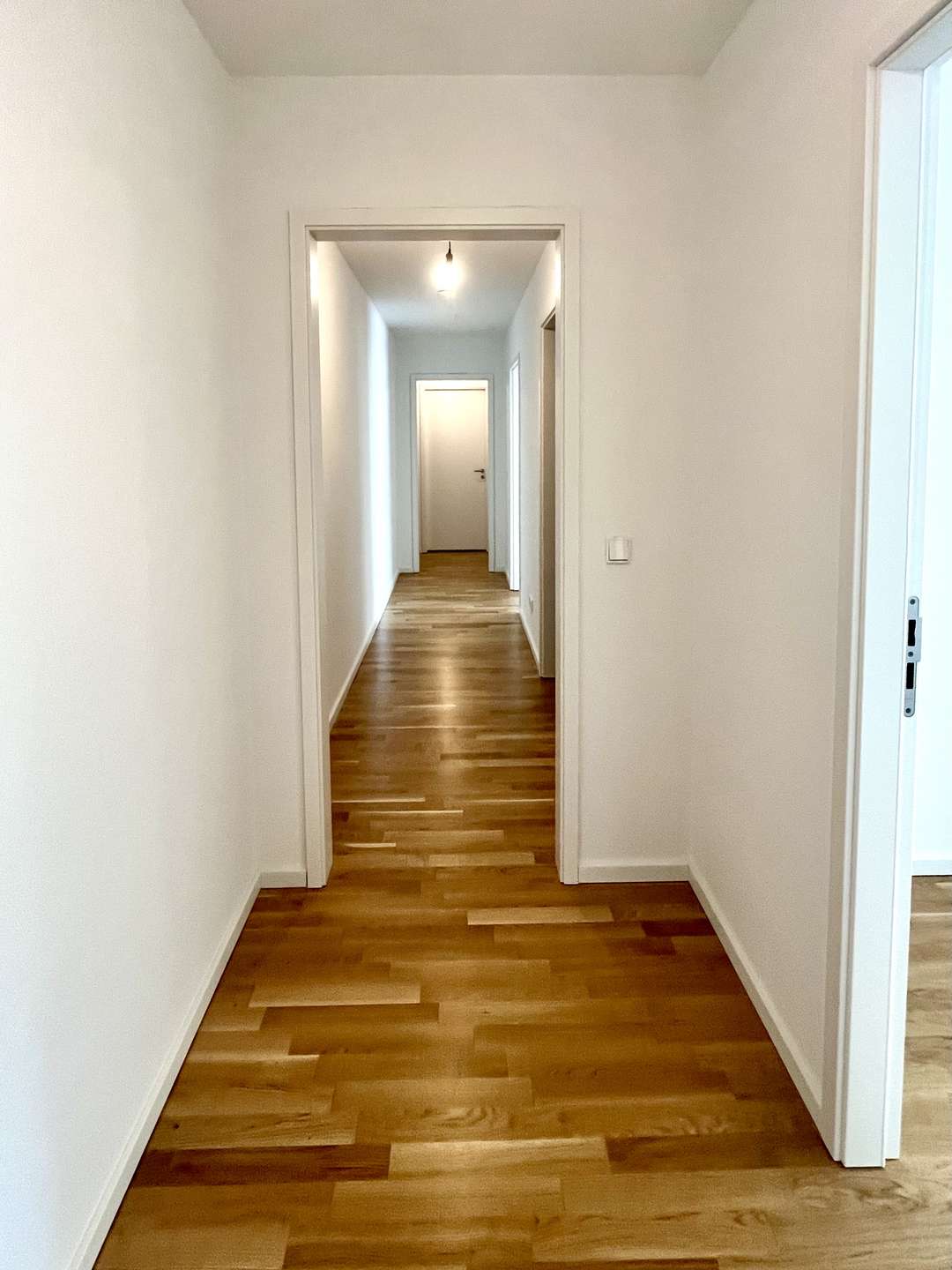 ERSTBEZUG: Komfortabel und Modern: Barrierefreie 3-Zimmer-Terrassenwohnung in Berlin-Wilmersdorf – Berlin – Innenansicht