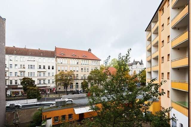 Ladengeschäft an der Uhlandstraße in Wilmersdorf – Berlin