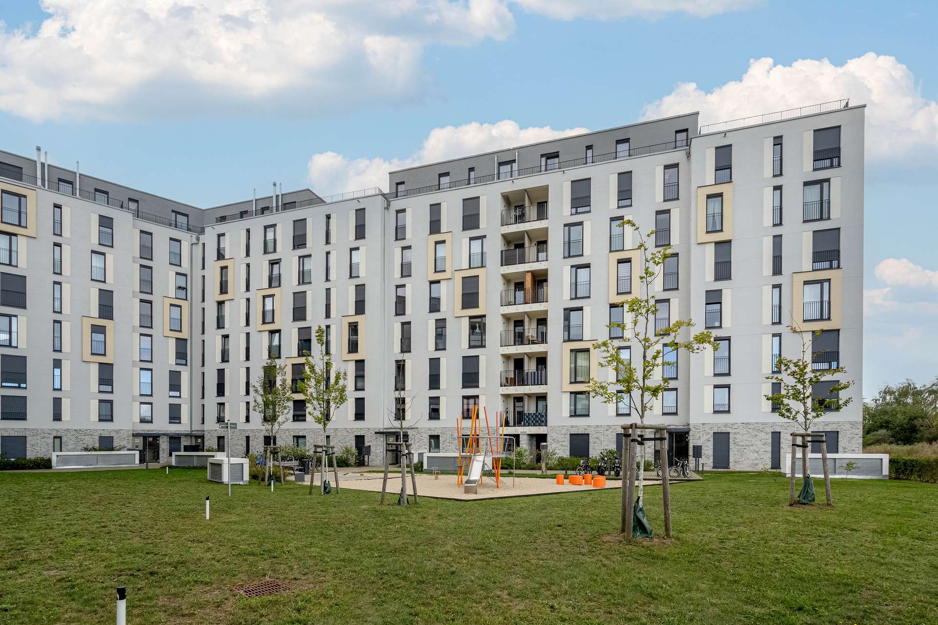 Moderner Neubau-Erstbezug in der Neuen Mitte Schönefeld – Schönefeld