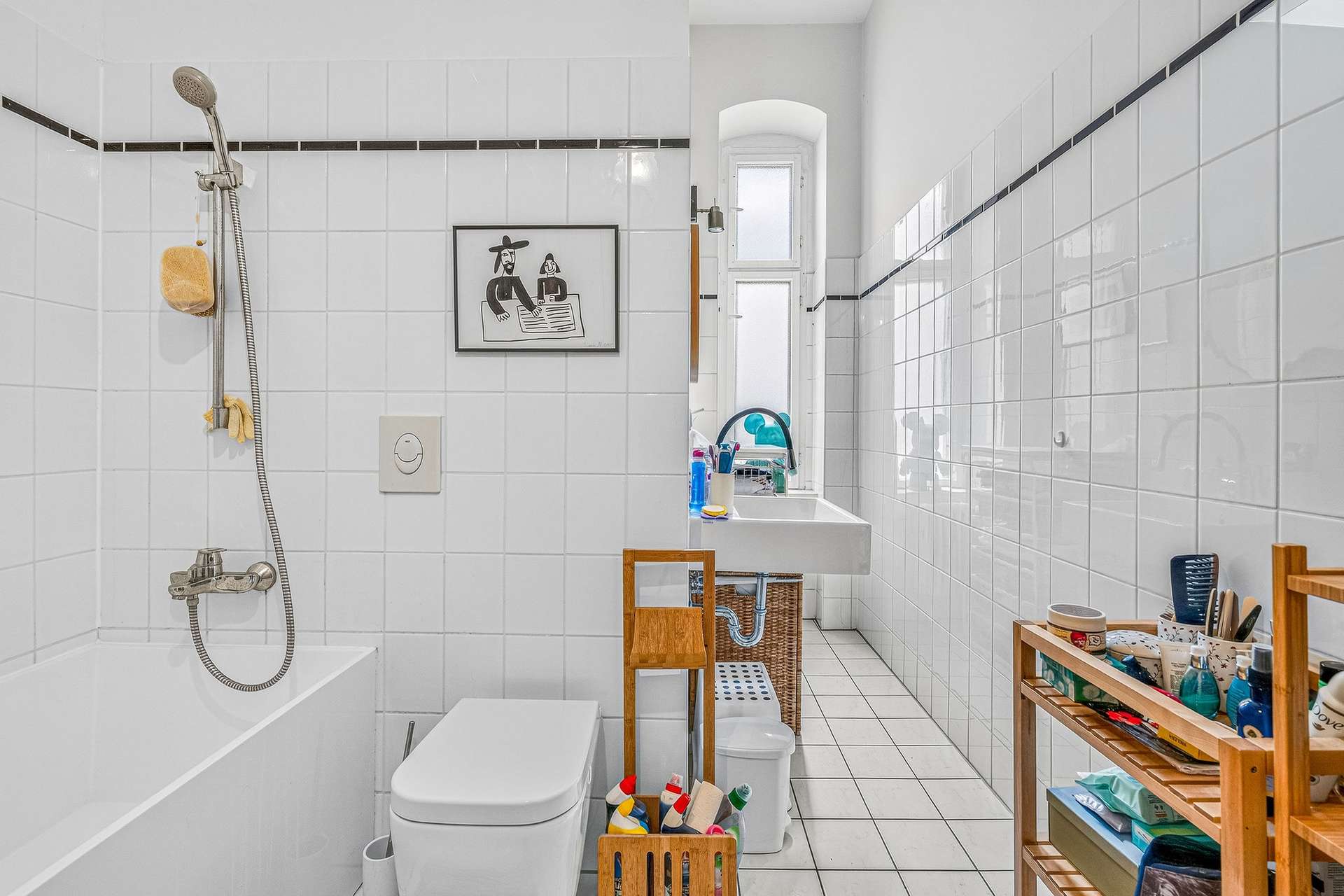 Großzügige 3,5-Zimmer-Altbauwohnung mit Balkon – stilvoll renoviert und modernisiert – Berlin