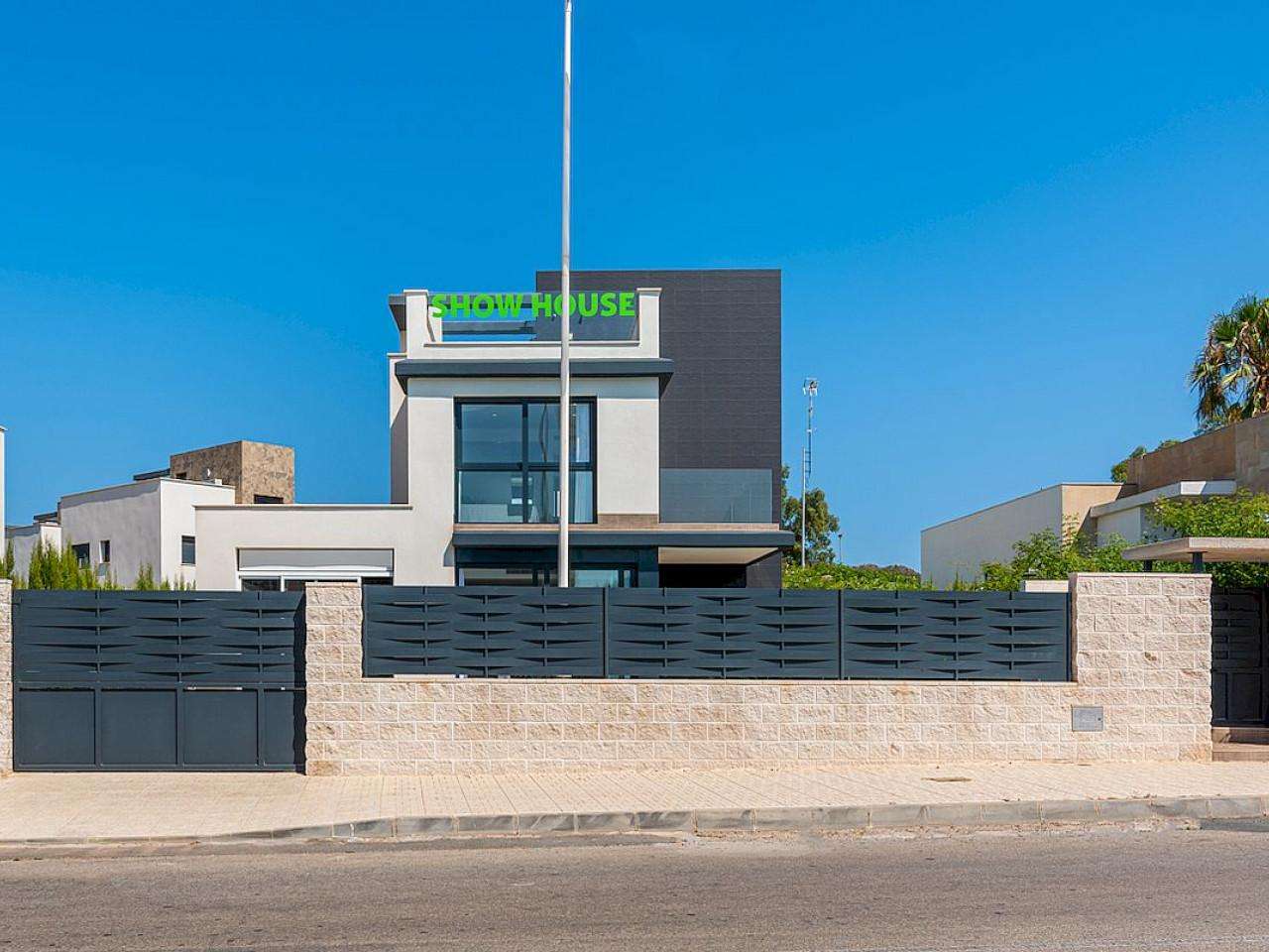 Neubau Villas mit 3 Schlafzimmern und 3 Badezimmern in La Manga| Ref: MA-1030E – La manga