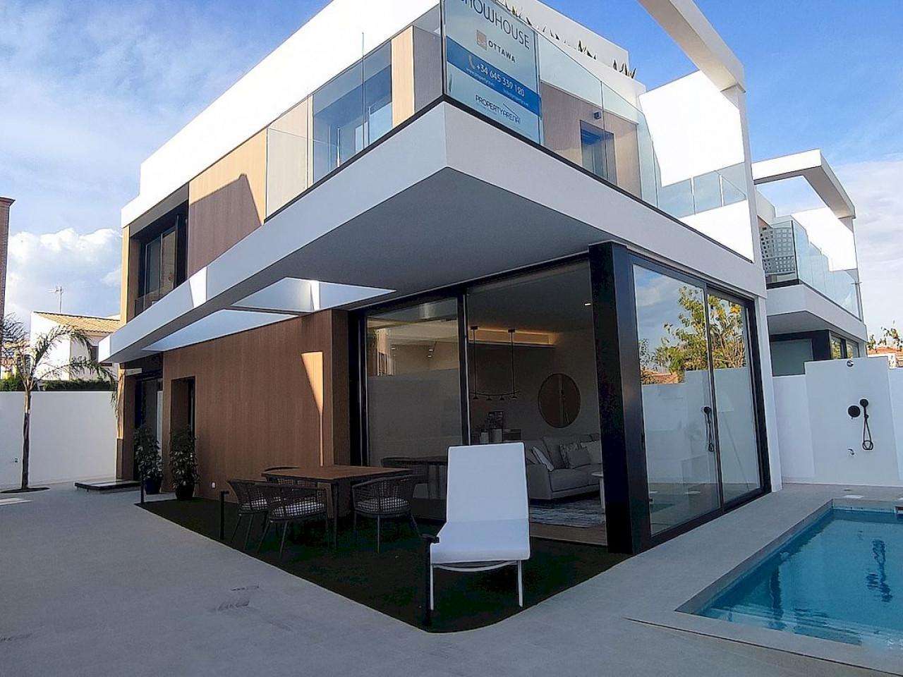 Neubau Villas mit 3 Schlafzimmern und 3 Badezimmern in Torre de la Horadada| Ref: MA-1901 – Torre de la horadada