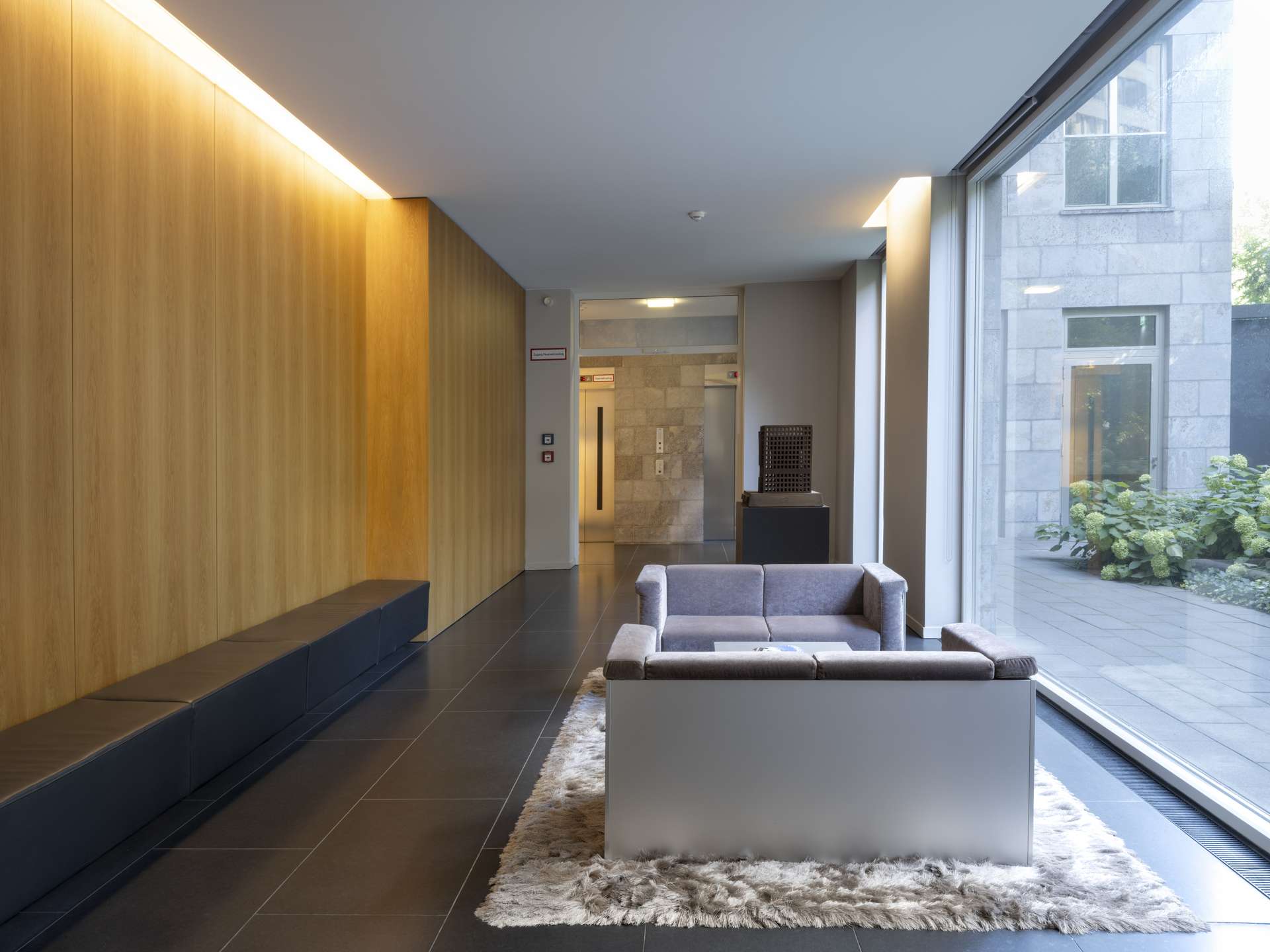 Exquisite Designer-Residenz von David Chipperfield – Ein Meisterwerk des Luxus – Berlin