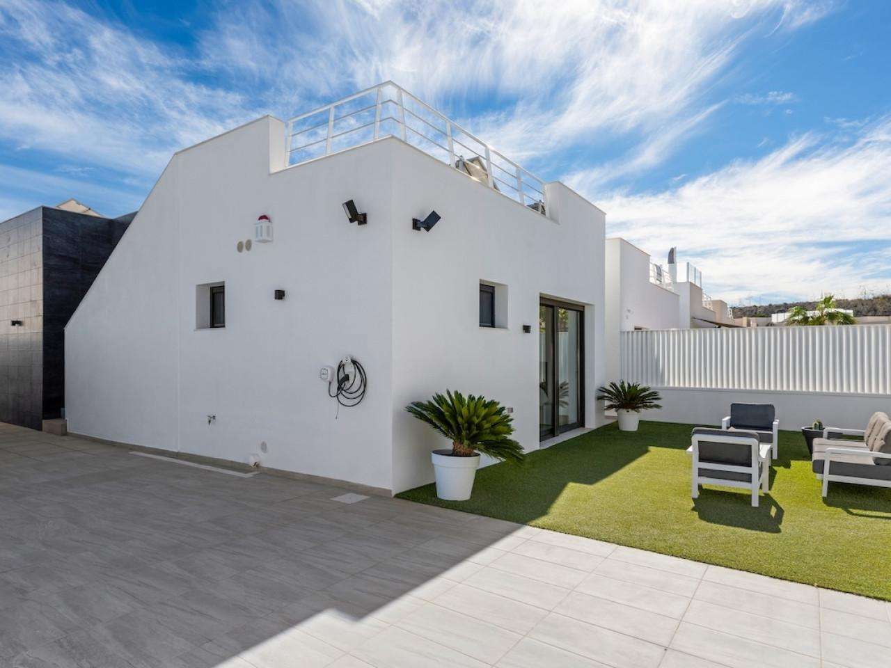 Villa mit 4 Schlafzimmern und 4 Badezimmern in San Miguel de Salinas| Ref: MA-18000-rev – San miguel de salinas
