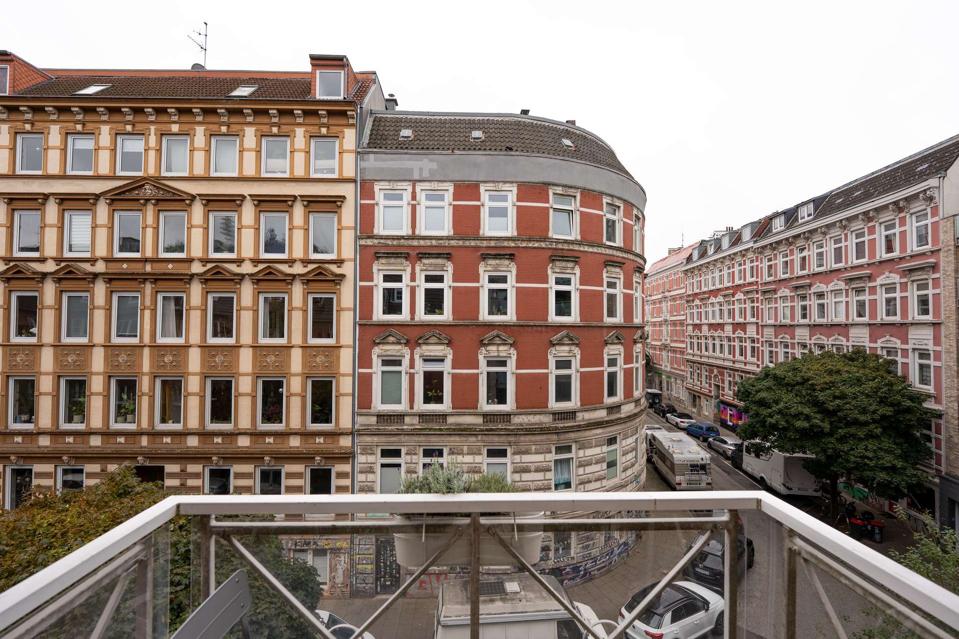 Sternschanze pur: Vermietete 3-Zimmer-Wohnung mit Perspektive für Eigennutzung – Hamburg
