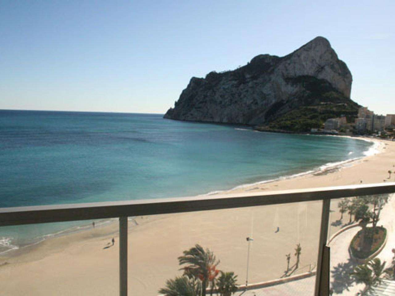 Neubau Penthaus mit 3 Schlafzimmern und 4 Badezimmern in Calpe| Ref: MA-537D – Calpe