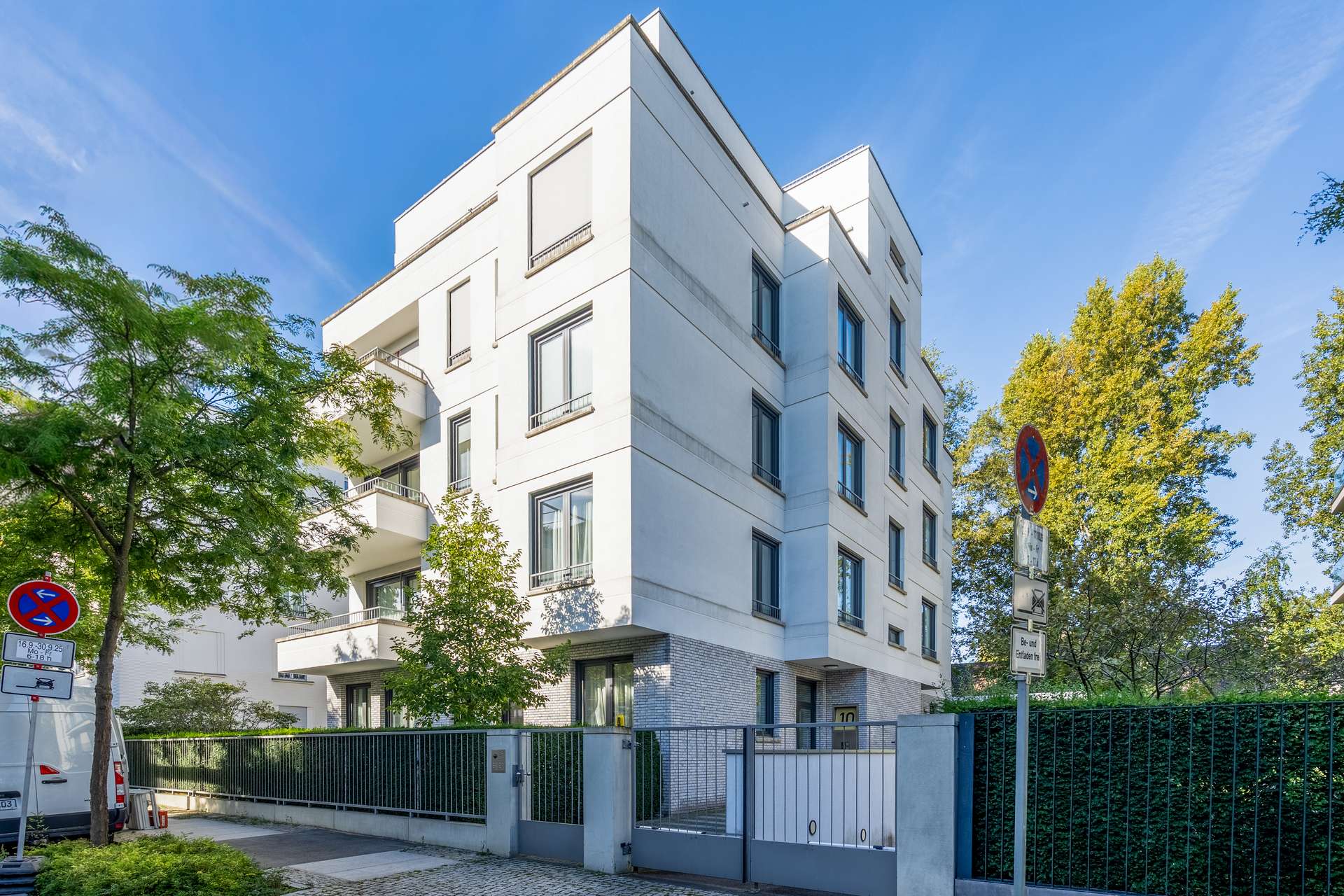 Feinste Lage Direkt Diplomatenpark – Berlin