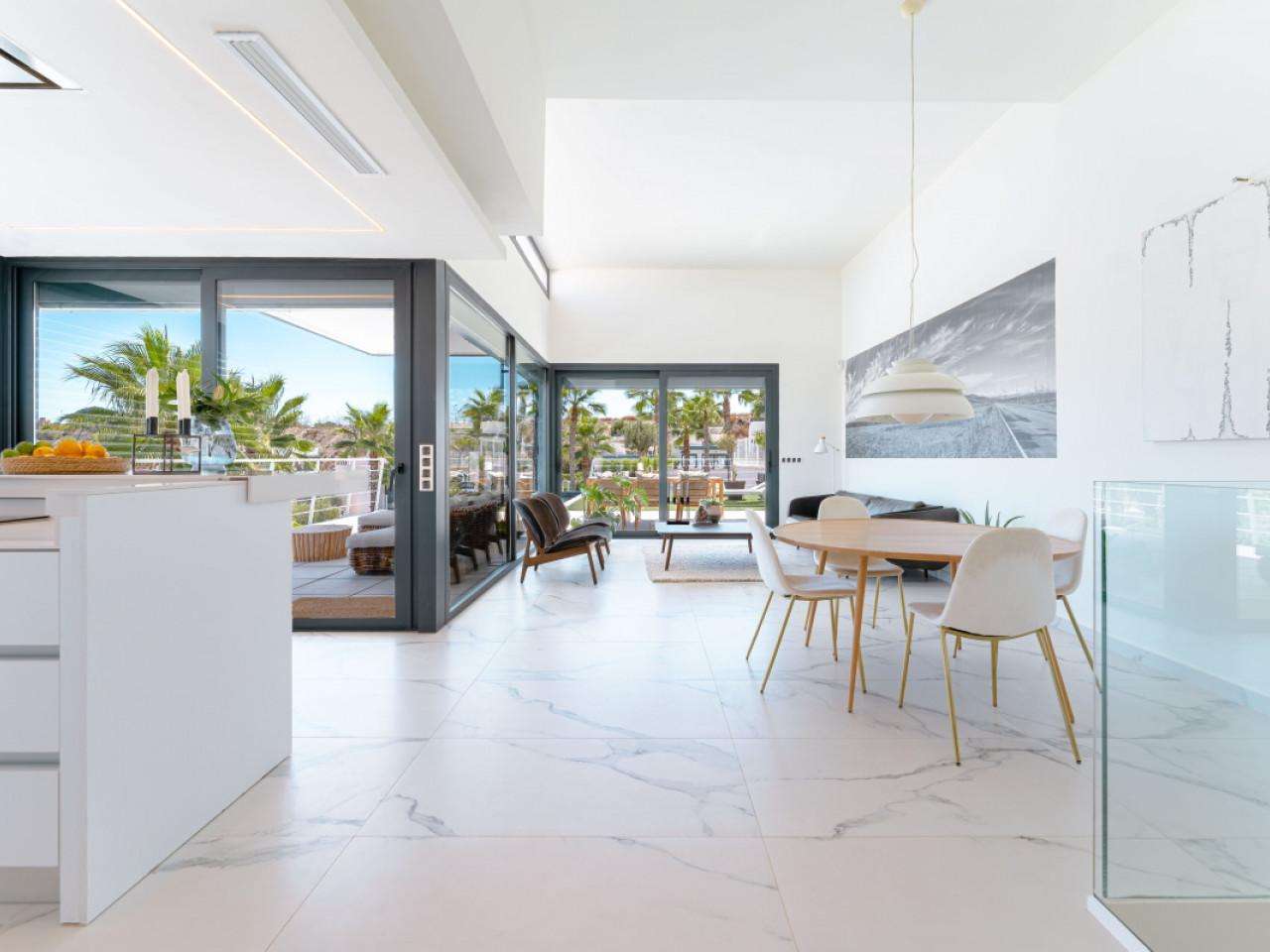 Villa mit 5 Schlafzimmern und 5 Badezimmern in San Miguel de Salinas| Ref: MA-17898-rev – San miguel de salinas