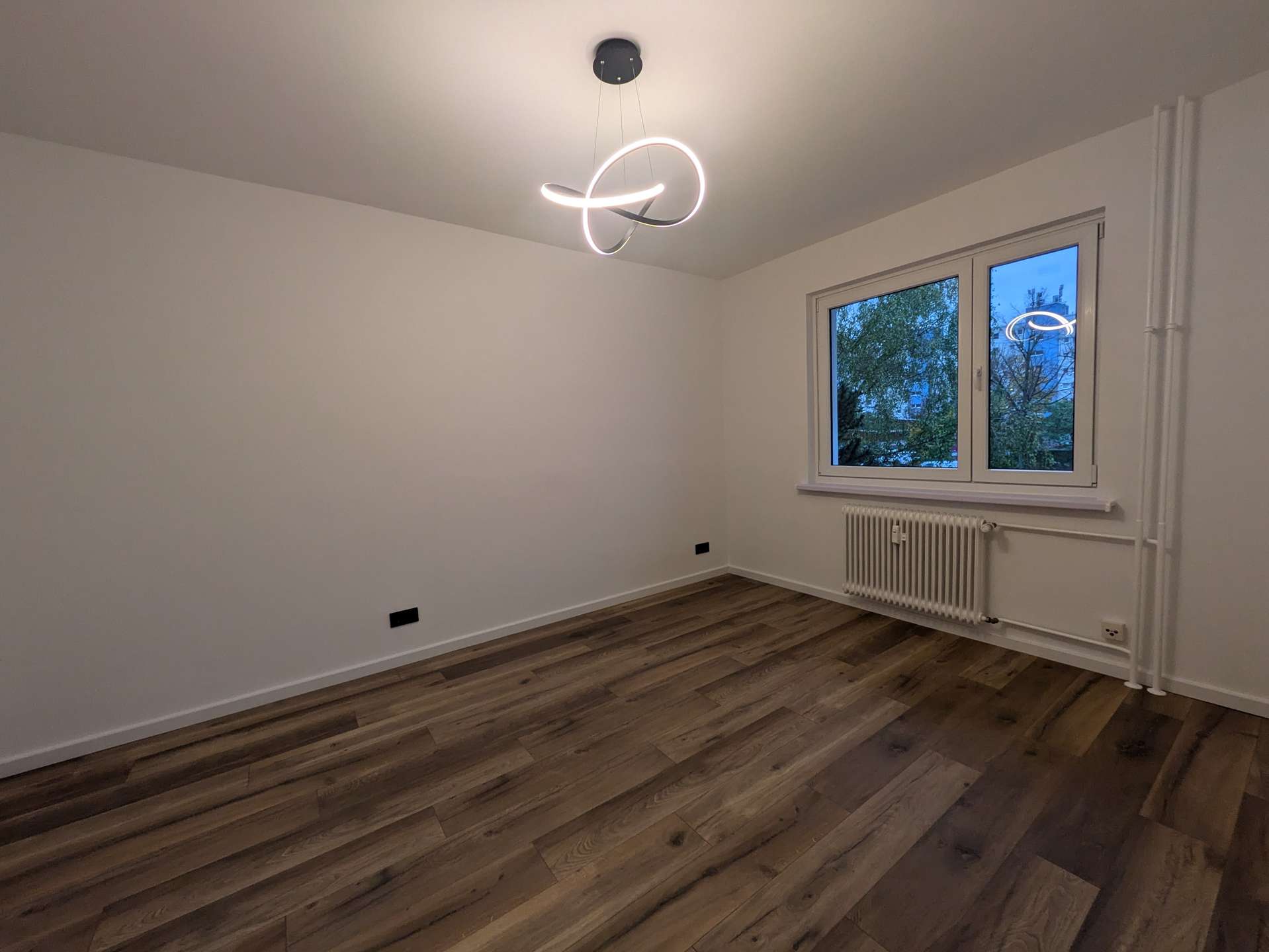 Ihr neues Zuhause in Spandau! Kernsanierte 2-Zimmer-Wohnung mit Balkon und Wohlfühlfaktor – Berlin 