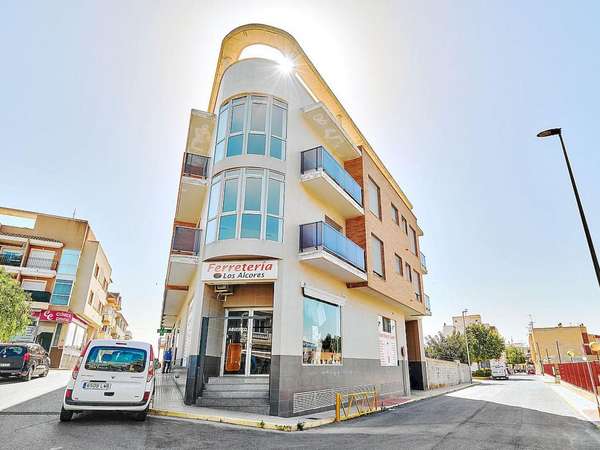 Neubau Apartments mit 2 Schlafzimmern und 2 Badezimmern in San Miguel de Salinas| Ref: MA-1789