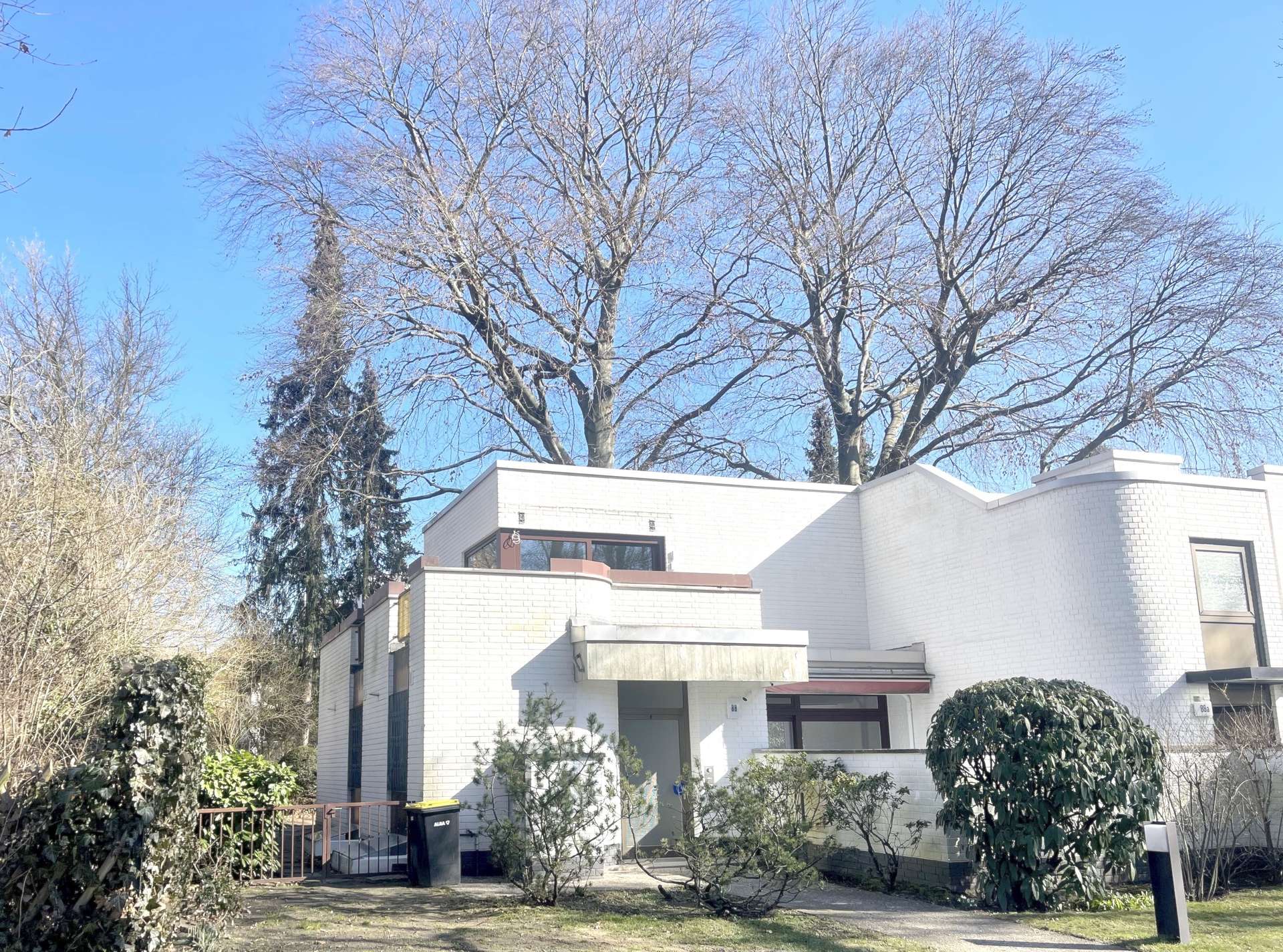 Bestlage am Messelpark in Dahlem: Haus im Haus mit herrlicher Terrasse – Berlin