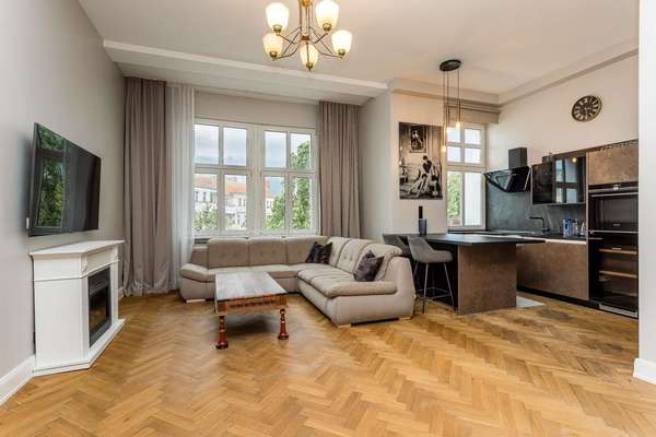 Hochwertig sanierte Altbauwohnung