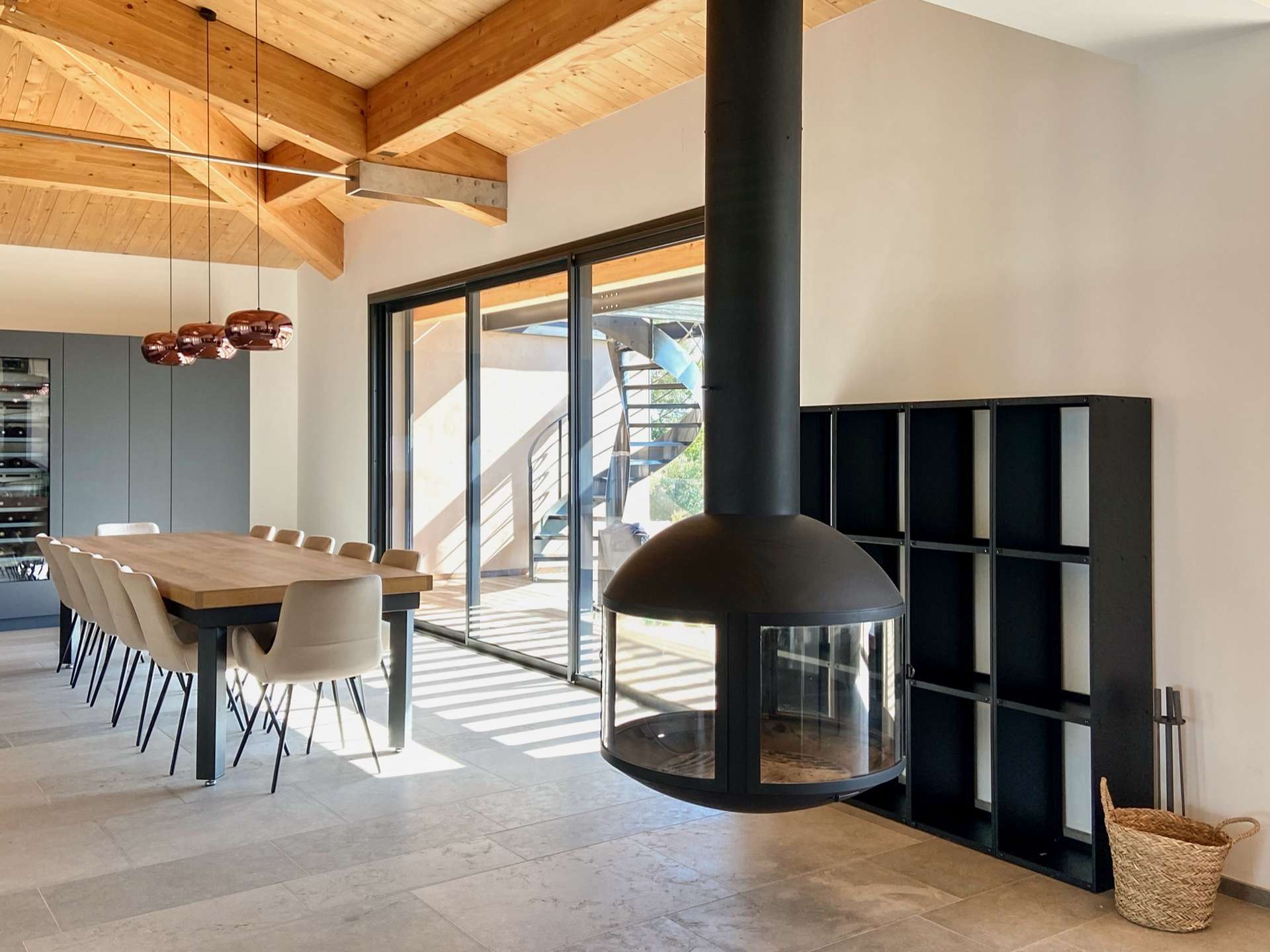 Traumhafte Luxusvilla in Grimaud: Panoramablick auf Berge und Meer! – Grimaud