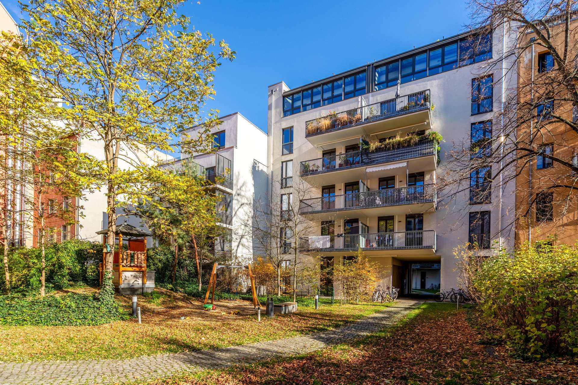 Dicht Rosenthaler Platz dennoch sehr ruhig – Berlin