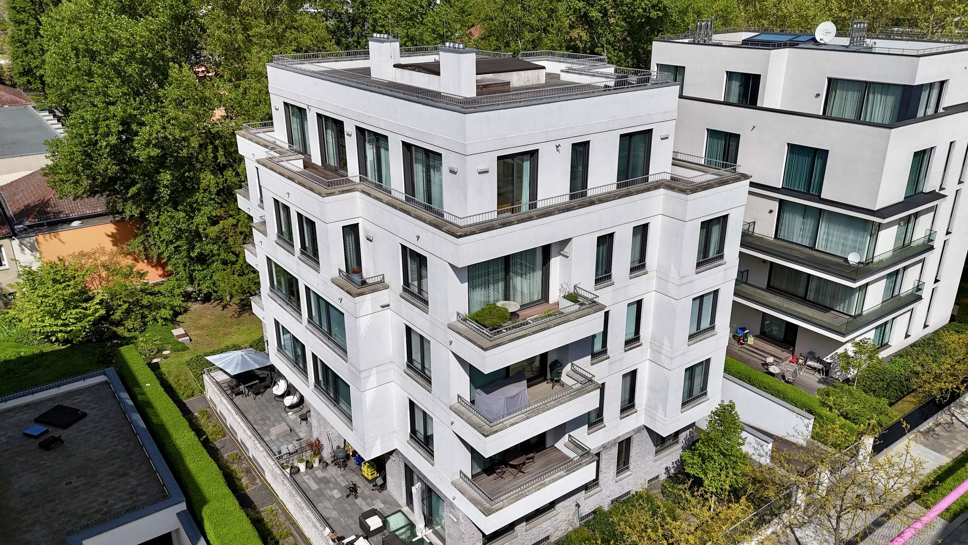 Feinste Lage Direkt Diplomatenpark – Berlin