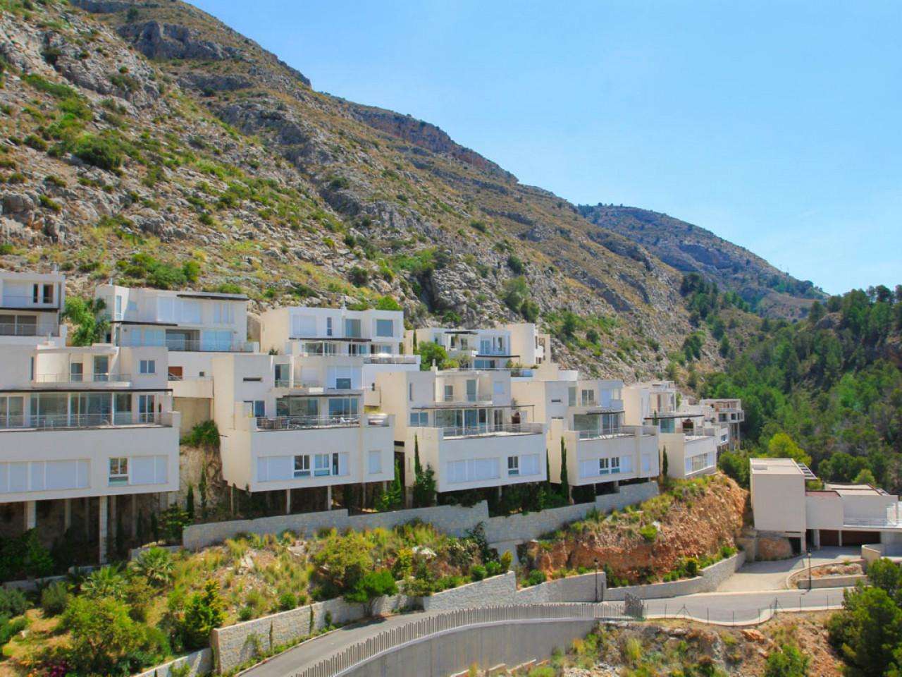Neubau Villas mit 4 Schlafzimmern und 5 Badezimmern in Altea| Ref: MA-1231D – Altea