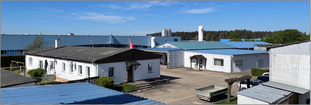 5% Renditeobjekt zum Verkauf Gewerbeimmobilie mit Hallen & Wohnhaus in Jessen (B187) 12’500 m² – Jessen (Elster)
