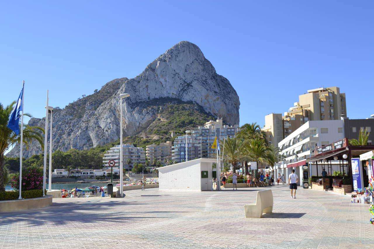 Etagenwohnung mit 2 Schlafzimmern und 1 Badezimmer in Calpe| Ref: SCR0293 – Calpe