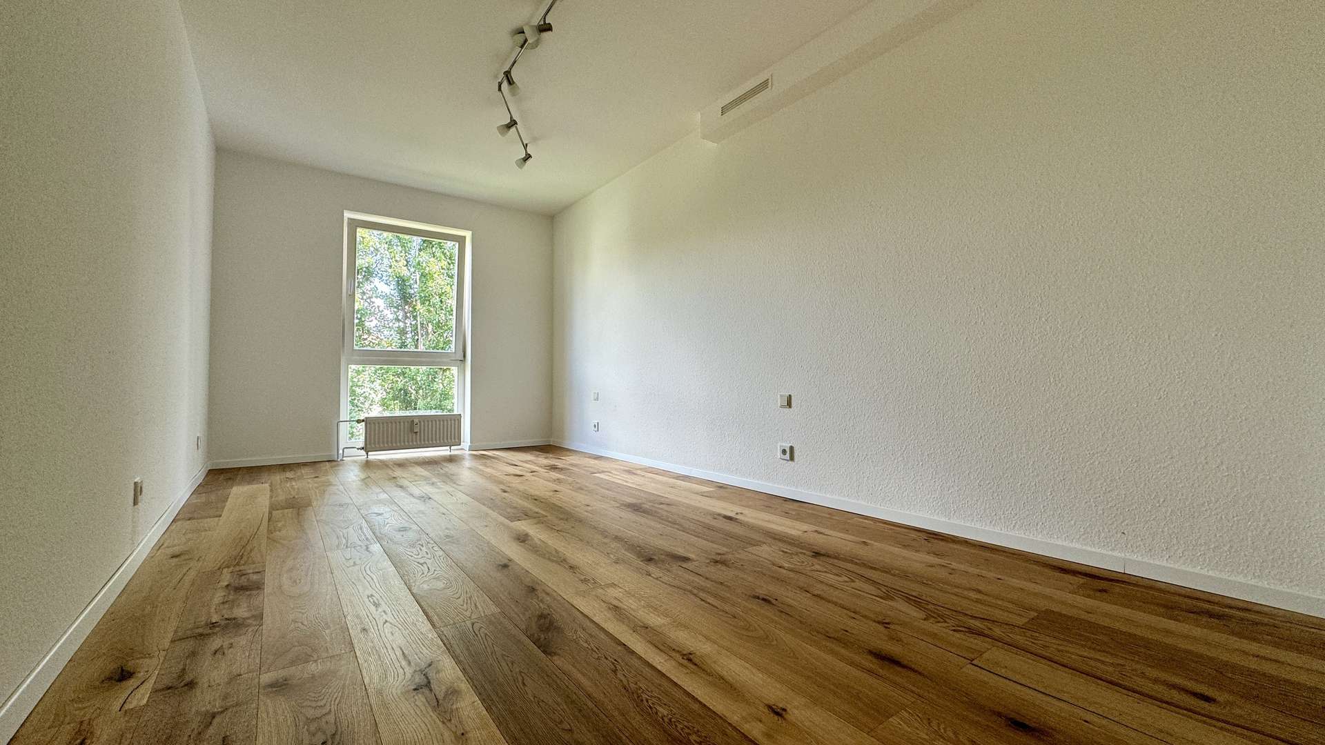 Traumhafte 3-Zimmer-Wohnung mit zwei Balkonen in erstklassiger Lage in Weißensee – Berlin