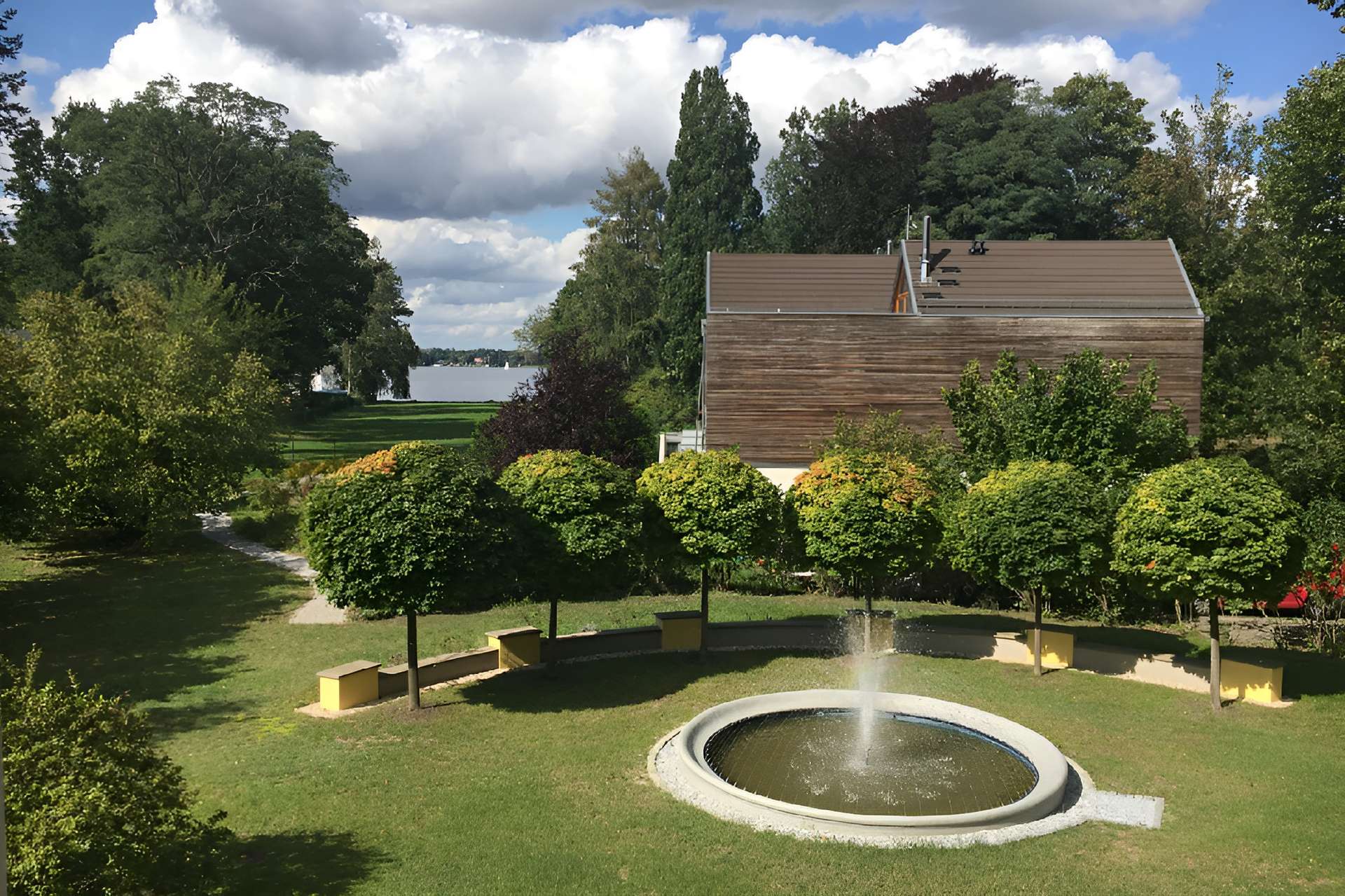 Traumanwesen: Villa, Reihenhäuser & Seezugang – Caputh