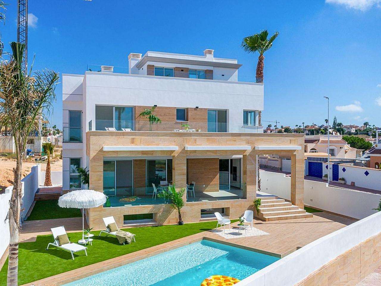 Neubau Villas mit 4 Schlafzimmern und 3 Badezimmern in Ciudad Quesada| Ref: MA-2267 – Ciudad quesada