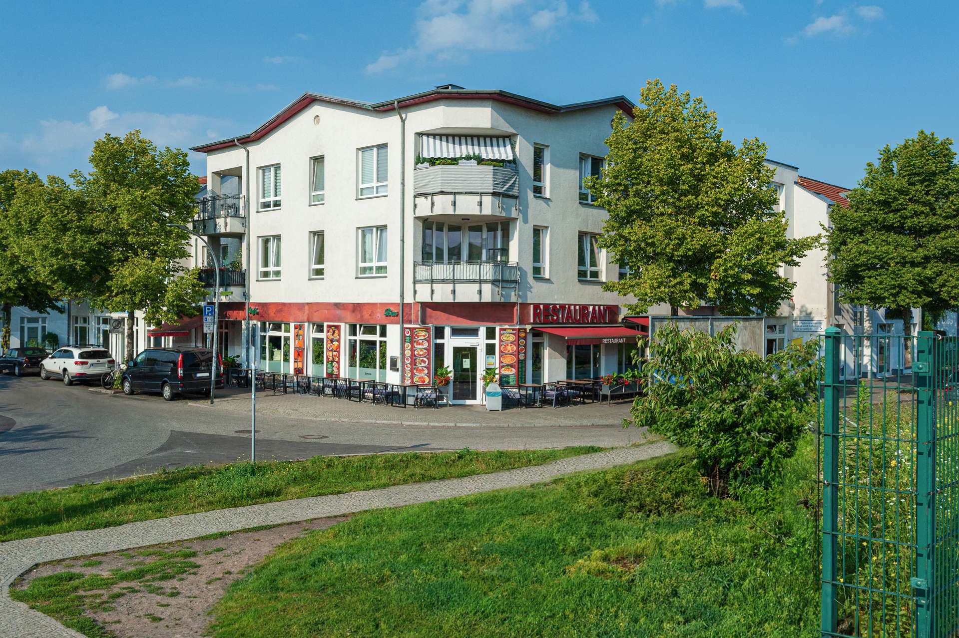 Vermietete 2-Zimmer-Wohnung mit Terrasse und Stellplatz in Falkensee – Falkensee