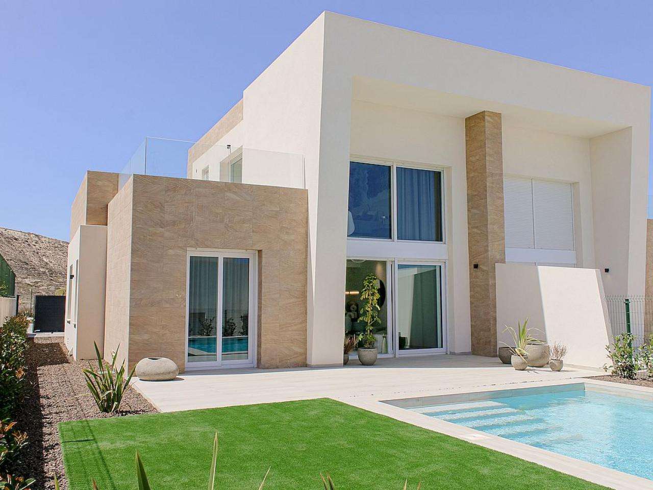 Neubau Villas mit 3 Schlafzimmern und 2 Badezimmern in Algorfa| Ref: MA-1832D – Algorfa
