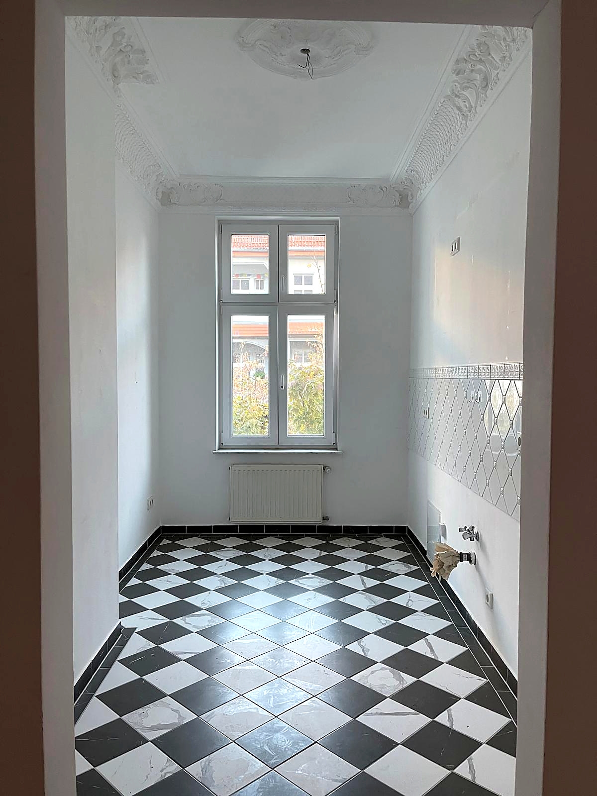 Klassischer Berliner Altbau mit attraktivem Entwicklungspotenzial im beliebten Prenzlauer Berg – Berlin