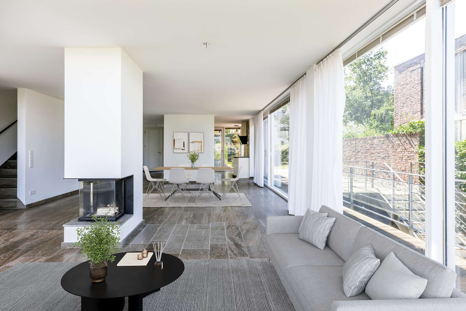 Top Architektenvilla mit Wasserblick und Zugang zu exklusivem Privatpark – Berlin