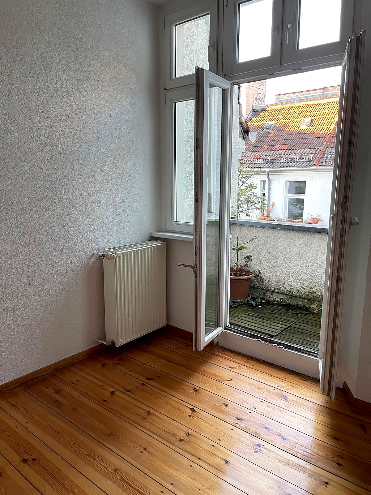 Klassischer Berliner Altbau mit attraktivem Entwicklungspotenzial im beliebten Prenzlauer Berg – Berlin