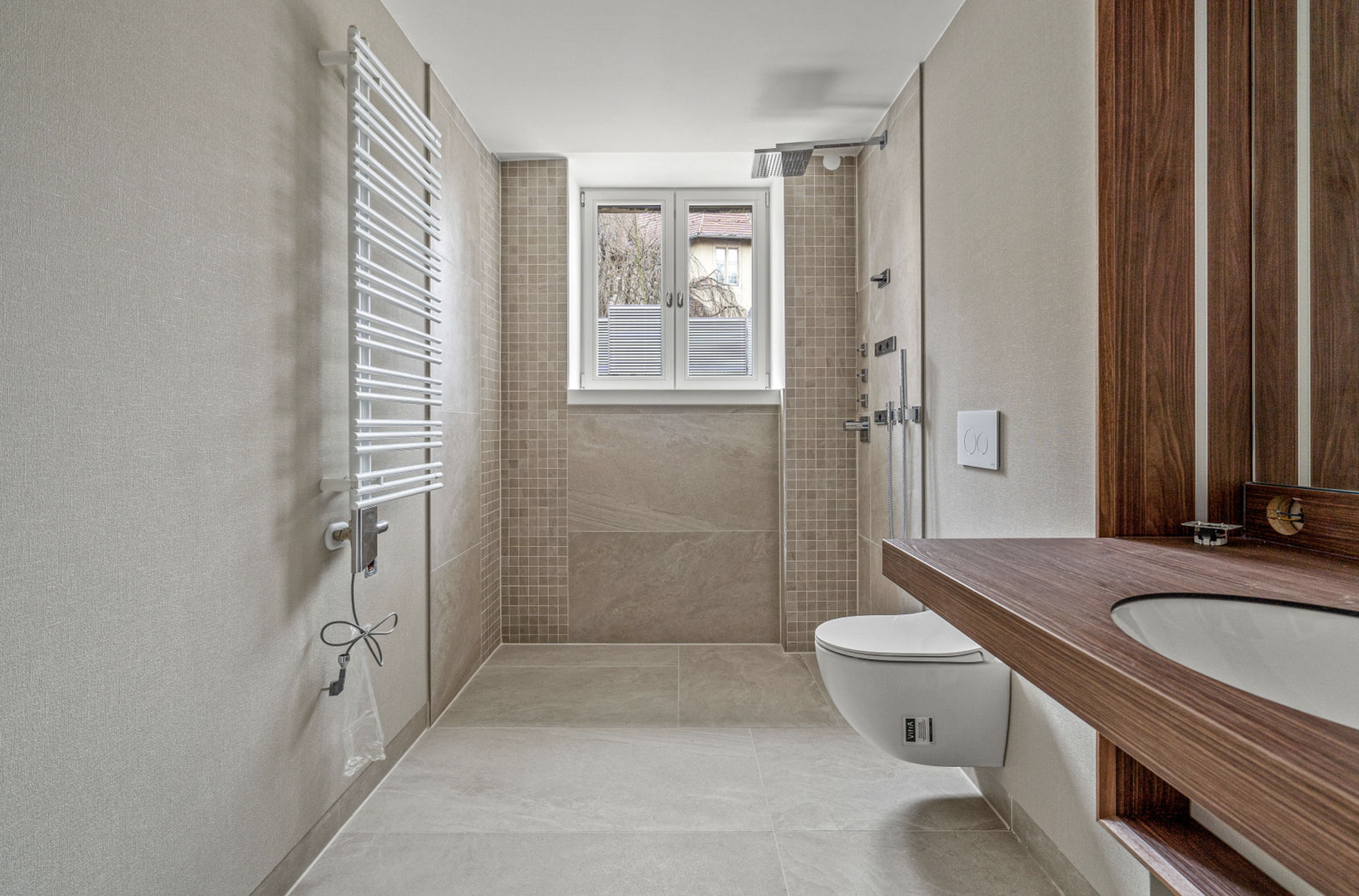 Sanierte 3-Zimmer-Wohnung in historischem MFH in Berlin-Dahlem – Berlin