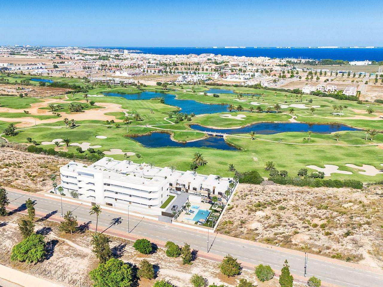 Neubau Villas mit 3 Schlafzimmern und 2 Badezimmern in Los Alcazares| Ref: MA-2153 – Los alcazares
