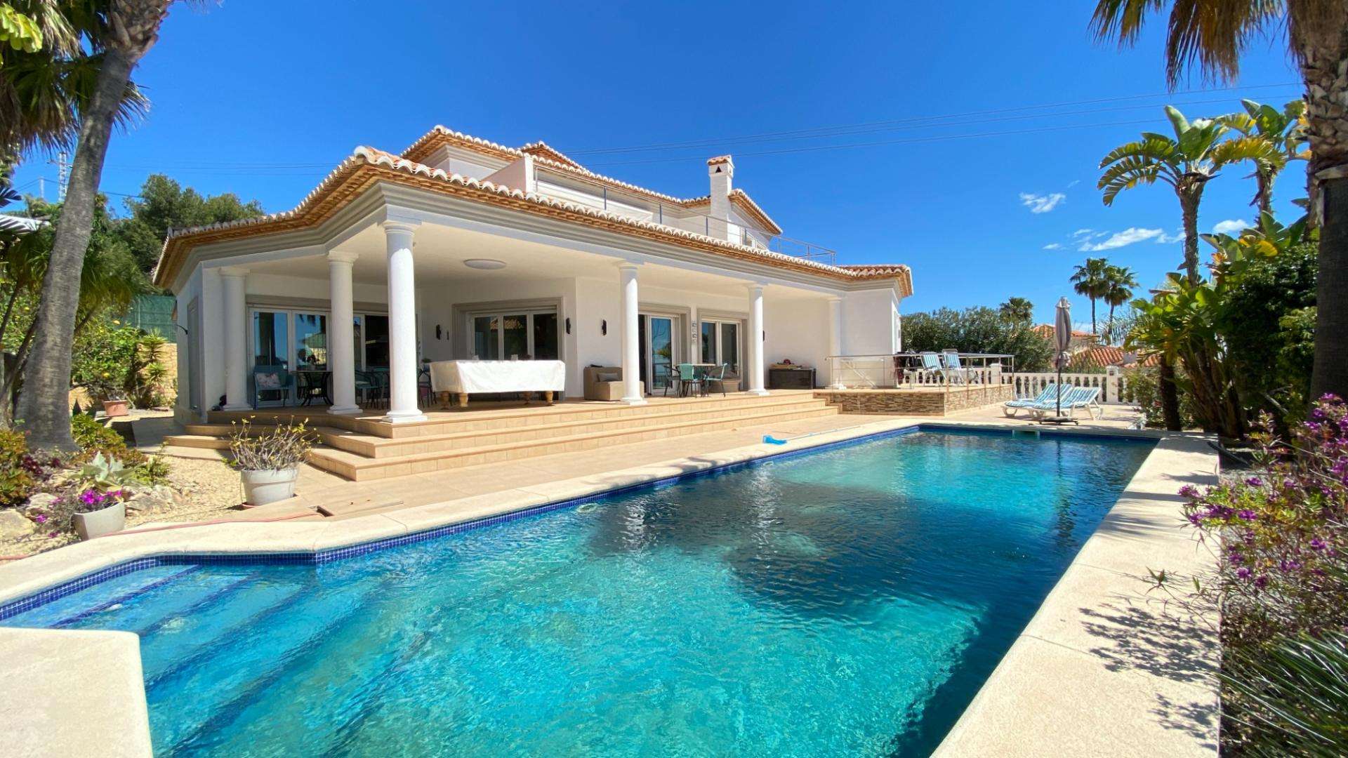 Villa mit 4 Schlafzimmern und 4 Badezimmern in Calpe| Ref: SCR0294 – Calpe