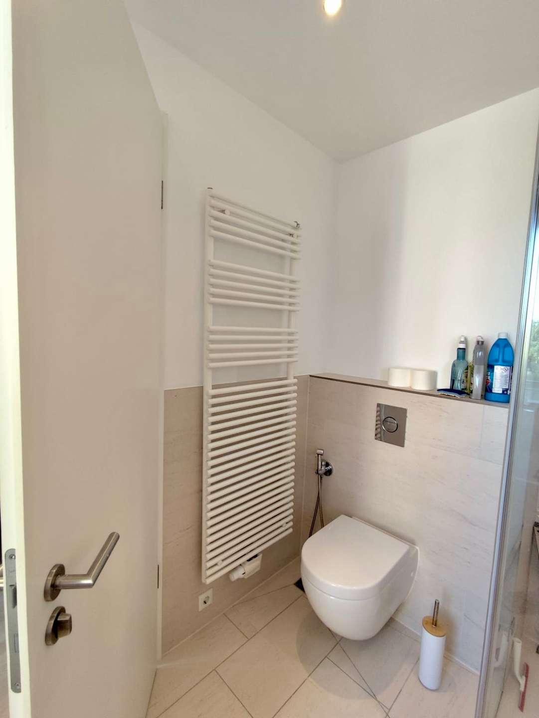 Exklusive 3-Zimmer-Neubauwohnung mit zwei Terrassen und Tiefgaragenstellplatz – Berlin