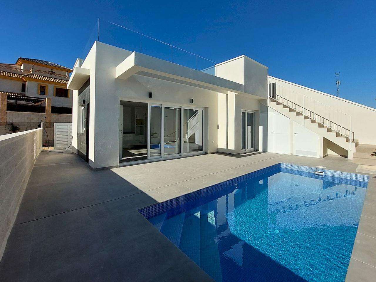 Neubau Villas mit 3 Schlafzimmern und 2 Badezimmern in Los Montesinos| Ref: MA-1383 – Los montesinos