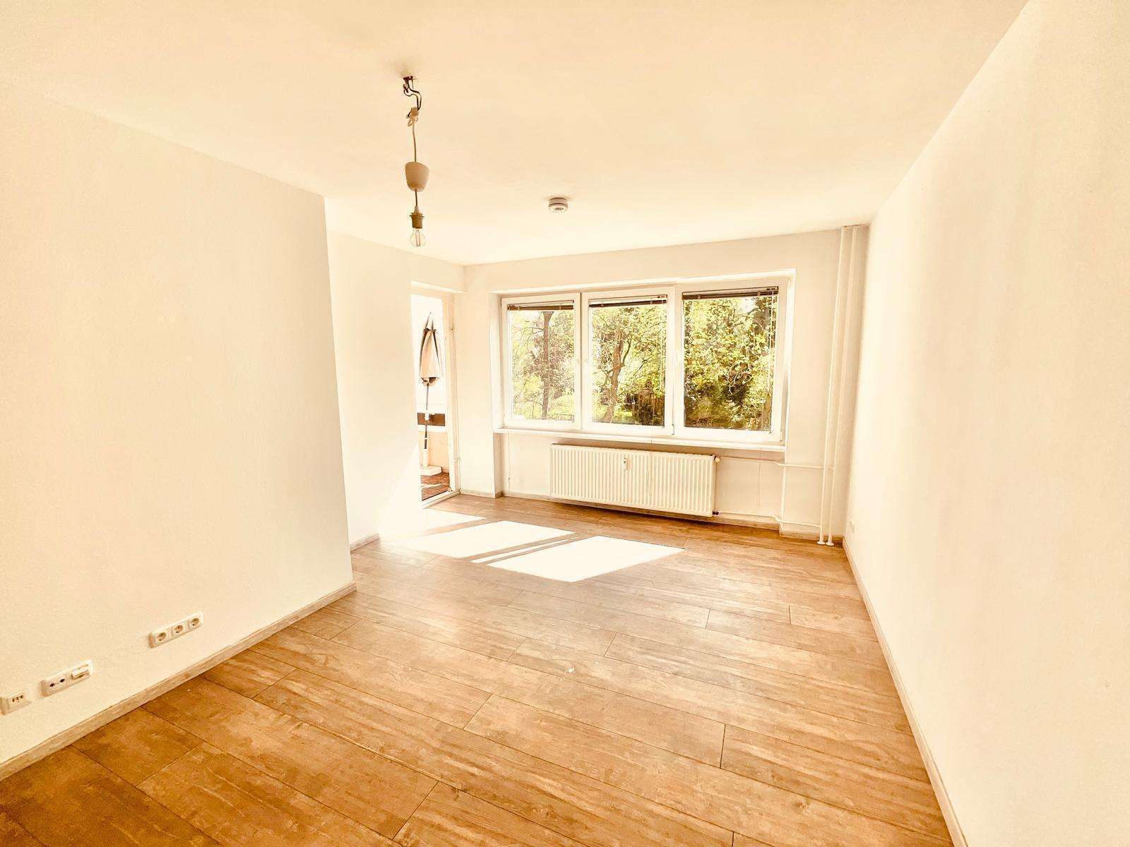 Charmante 3-Zimmer-Wohnung – ideal für Paare und kleine Familien! - fußläufig zur S-Bahn Zehlendorf – Berlin
