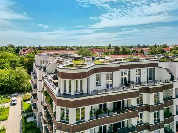 Komplett ausgestattetes, neuwertiges Penthouse mit 3 Dachterrassen und TG-Stellplätzen im beliebten Rheingauviertel