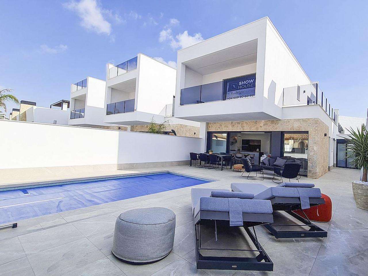 Neubau Villas mit 3 Schlafzimmern und 3 Badezimmern in San Pedro del Pinatar| Ref: MA-2184 – San pedro del pinatar