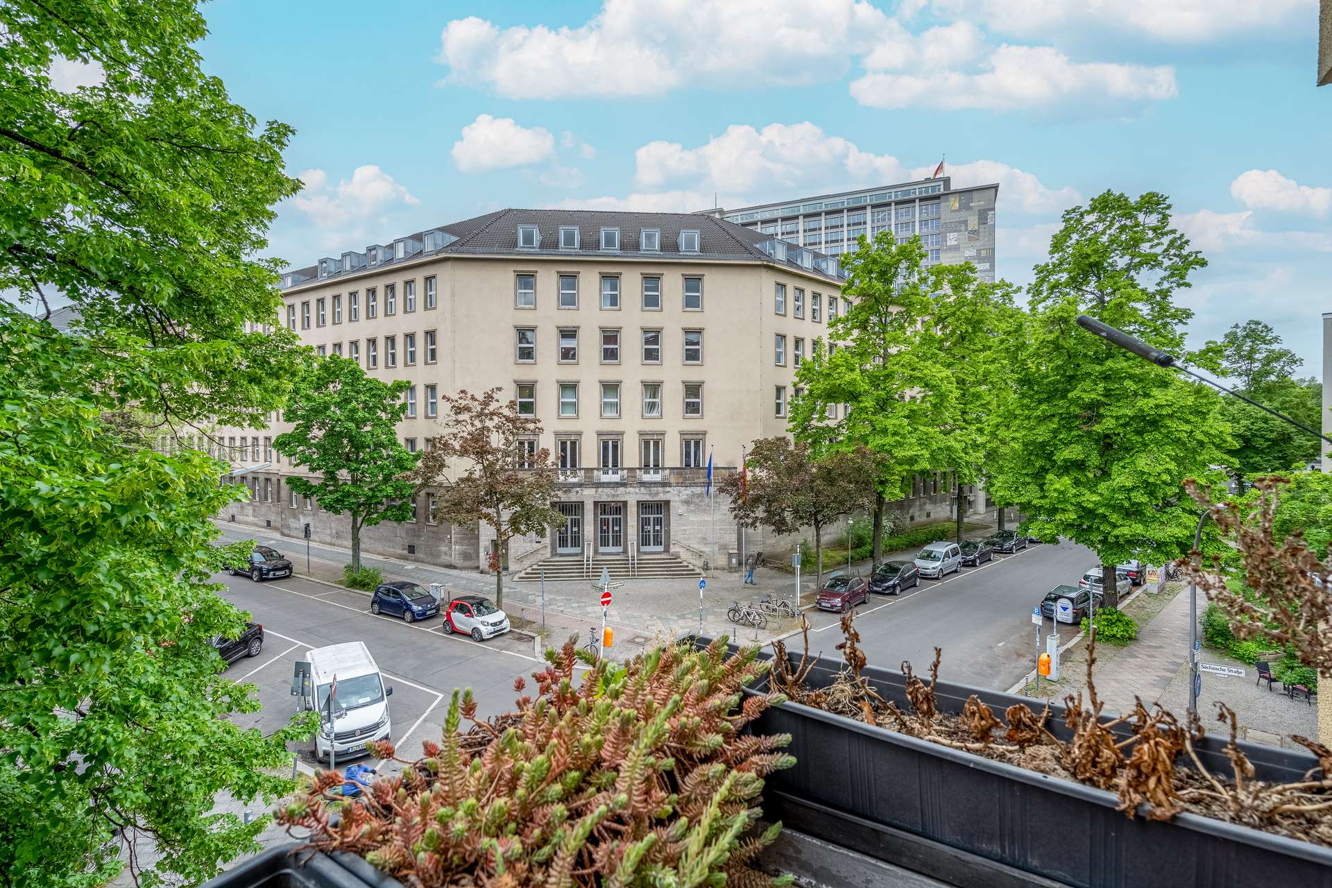 Berliner Altbau neu interpretiert – Berlin