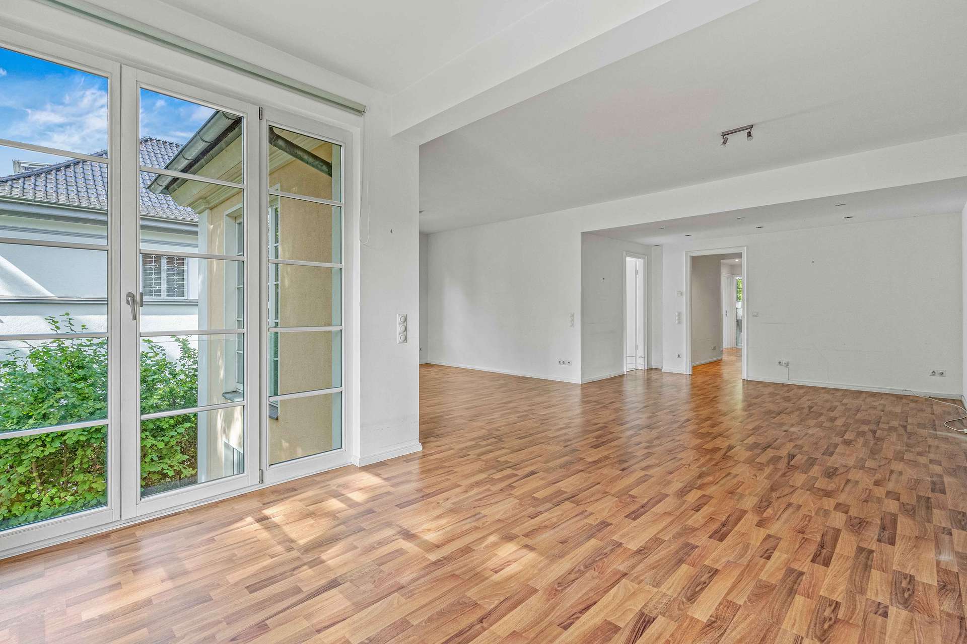 Bezugsfreie 3 - Zimmer-Eigentumswohnung in exklusiver Grunewaldlage – Wohnen wie im privaten Resort – Berlin